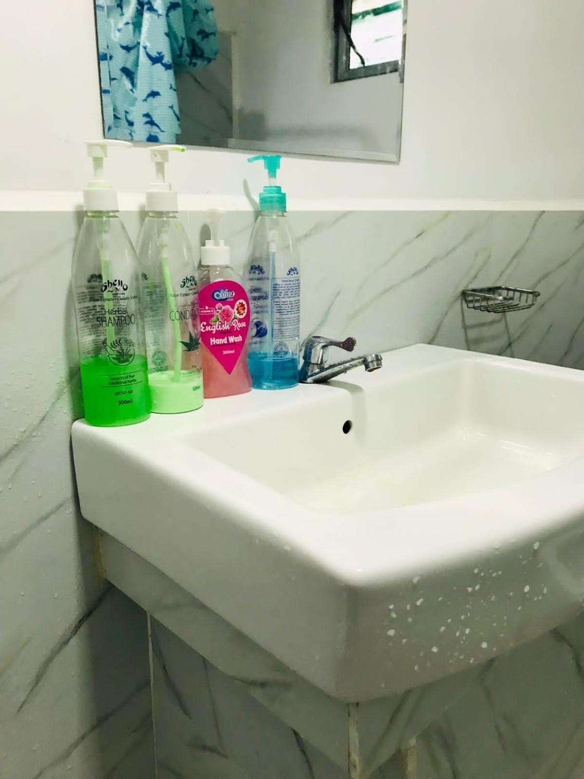 Kavee Transit Hotel Katunayaka Ngoại thất bức ảnh