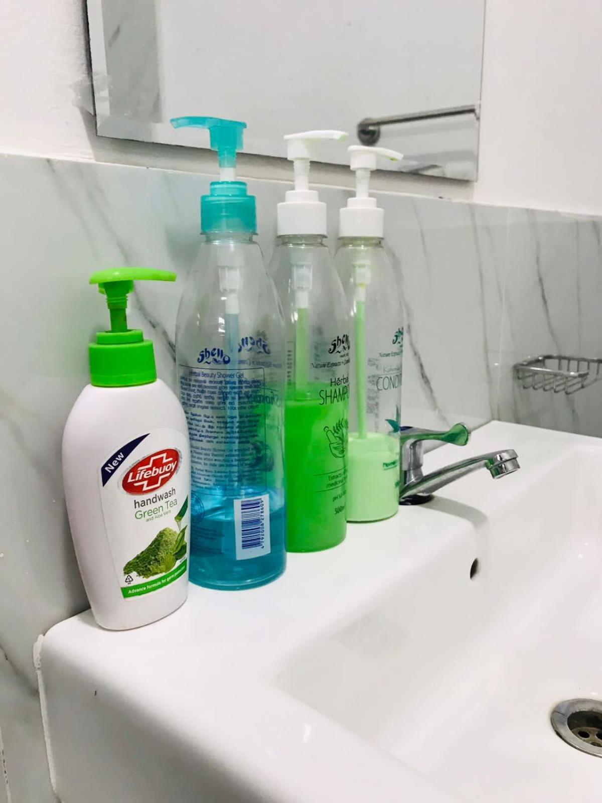 Kavee Transit Hotel Katunayaka Ngoại thất bức ảnh